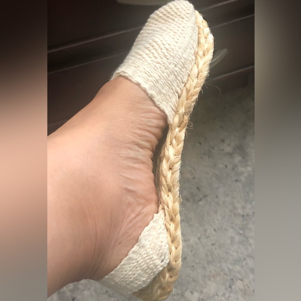 Raffia & Cotton artisan sandals, eco-friendly, comfortable, soften feet’s skin.